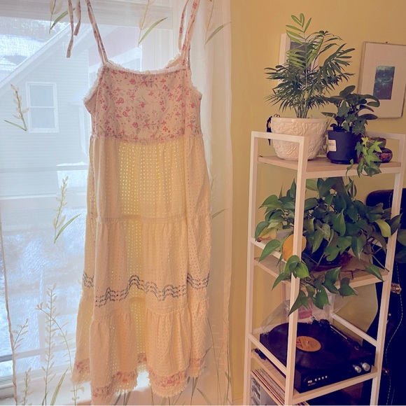 POL | Eyelet Patchwork Maxi Dress - Picture 10 of 10